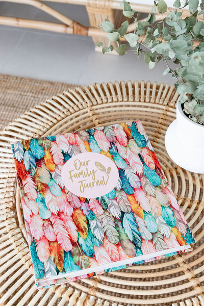 OUR FAMILY JOURNAL | FEATHERS (500 Pocket Album)
